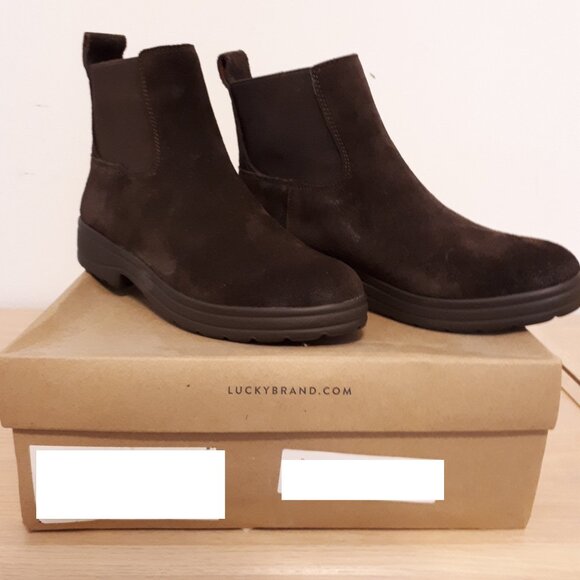 Lucky Brand Ankle Chelsea Boots Suede 6.5M Dark Brown - Picture 1 of 4